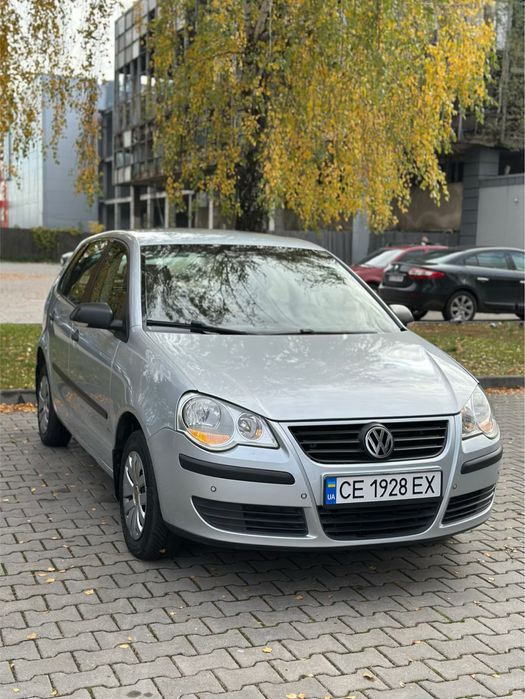 продаю VOLKSWAGEN  polo 2008