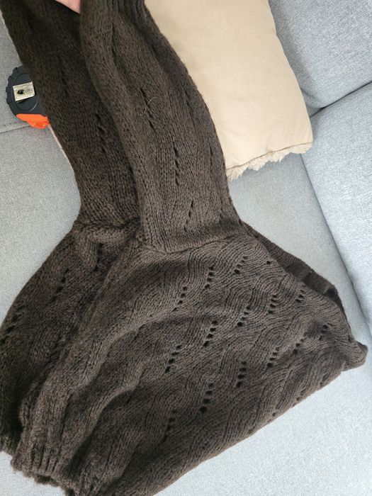 Nowy śliczny sweter