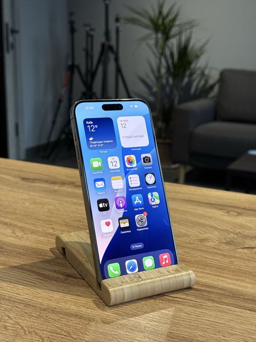 iPhone 15 Pro Max 256gh E-sim Silver !! Гарантія від магазину !!