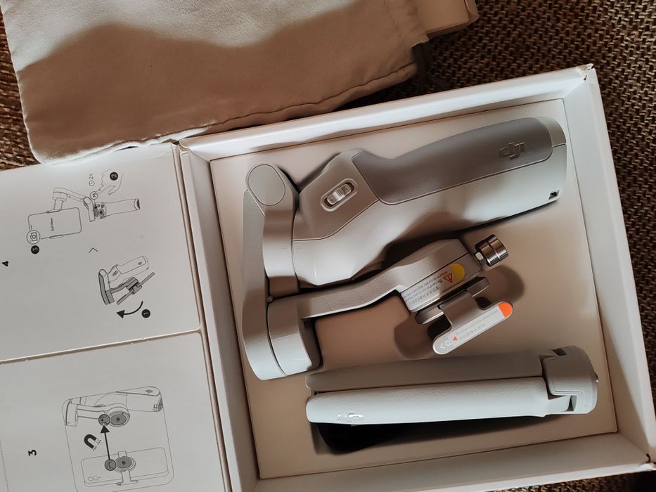Продам стабілізатор DJI Osmo Mobile