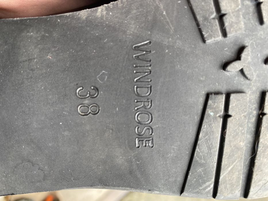 Женские демисезонные сапоги