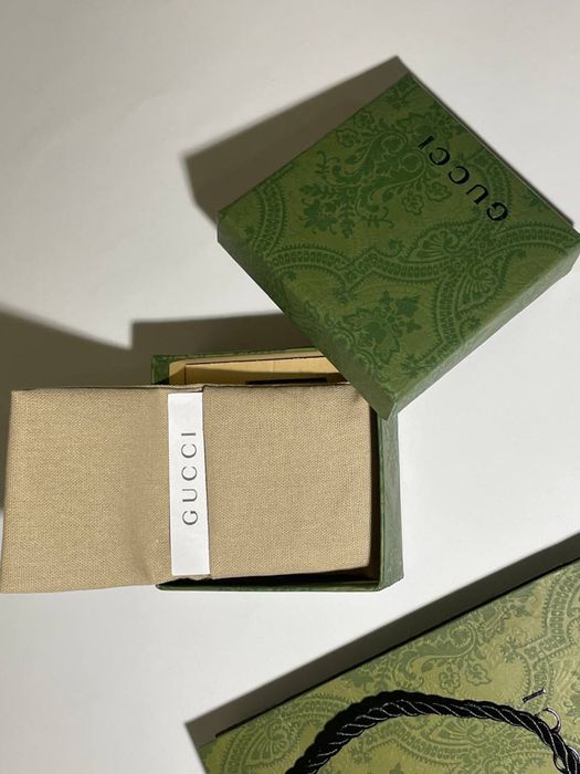 Браслет Gucci.