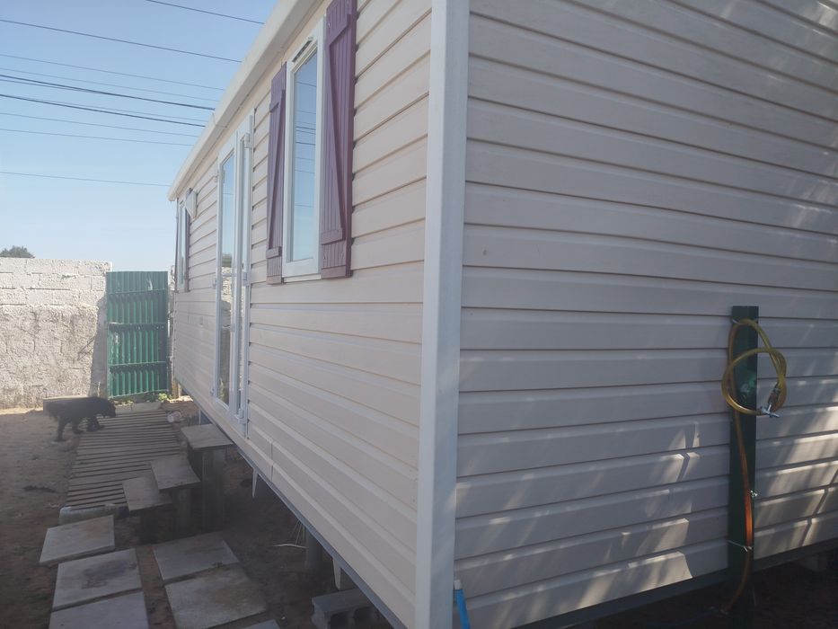 Casa T2 com espaço exterior