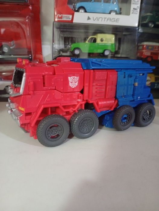 Transformers Optimus Prime figura