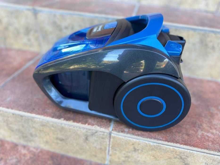 Пилосос безмішковий + турбощітка. 3700ватт. Колбовий. Німеччина.