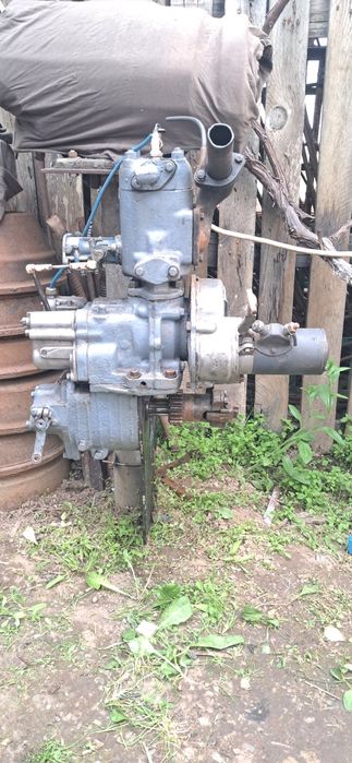 Пускача до трактора МТЗ, робочий, в зборі з редуктором і стартером .