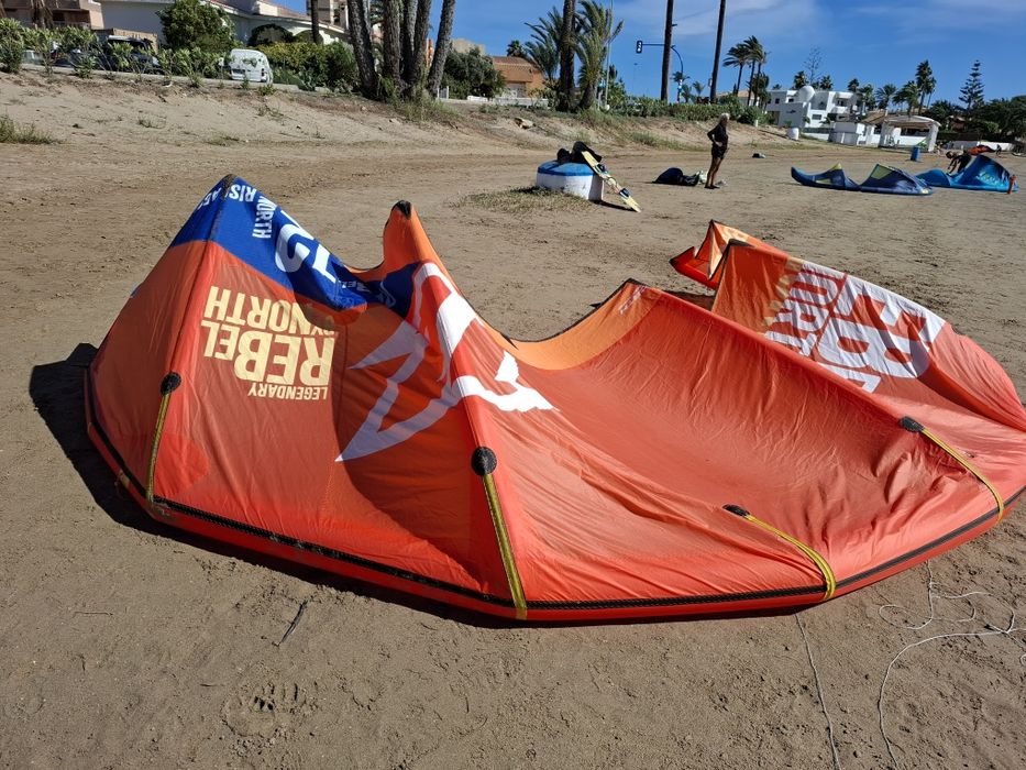 Kite North Rebel 12 plus bar North
