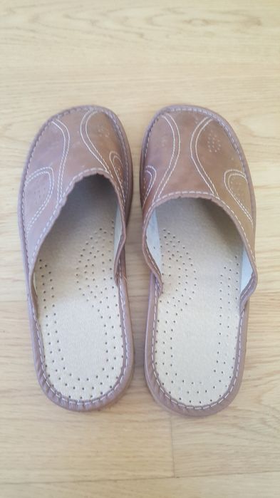 Pantofle kapcie męskie klapki brązowe wsuwane