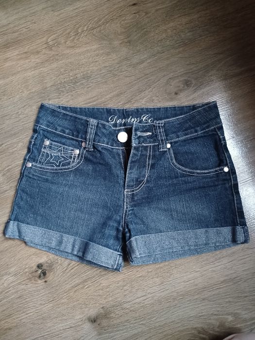 Шорти, спідниці,