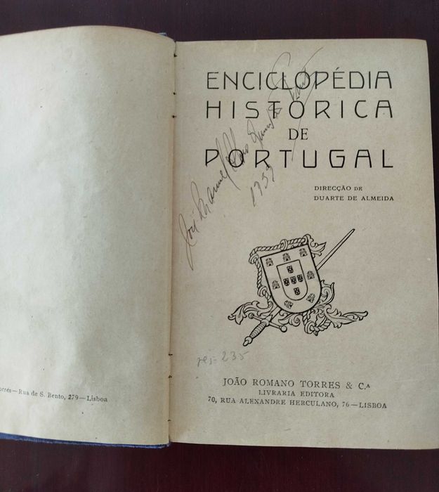 Livro Antigo "Enciclopédia Histórica de Portugal"