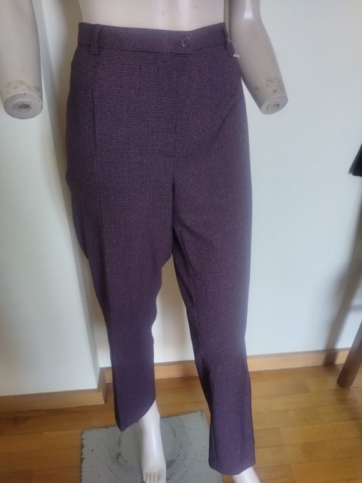 Calças senhora clacicas,linha direita tam 46