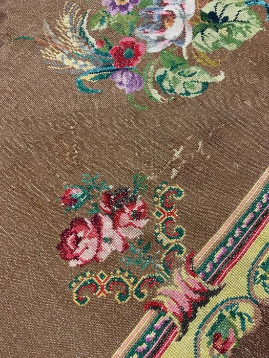 Ковер гобелен ручной работы вышитый