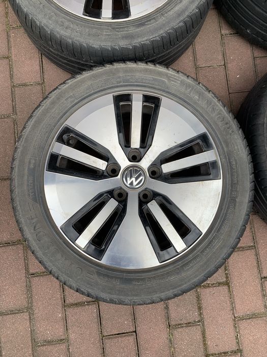 Колеса Volkswagen E Golf R16 5x112 205/55/16 диски резина VW Passat Jetta GTE Audi Seat Skoda
