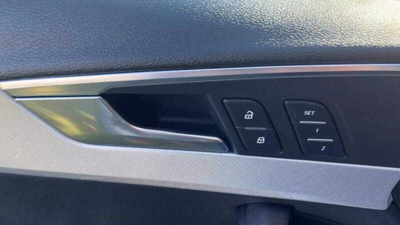 2017 Audi A4 Premium Plus