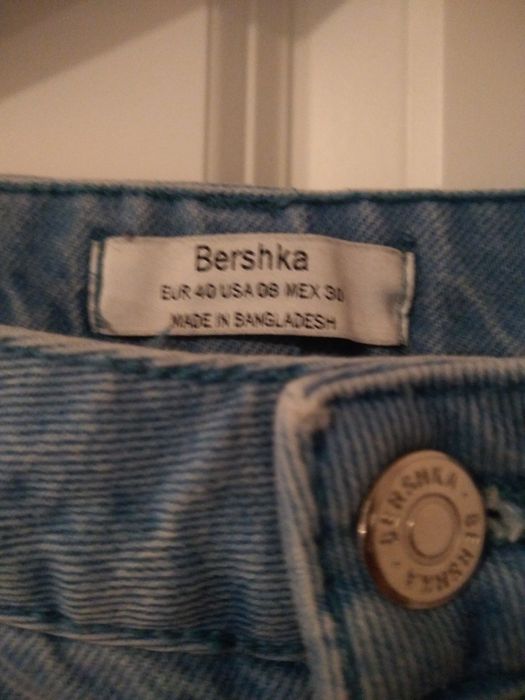 Dżinsy spodnie jeansy Bershka r. 40/ L jak nowe