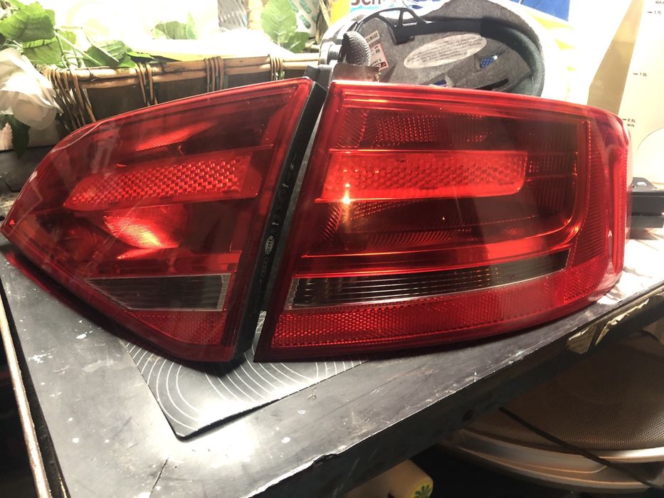 Lampy tyl audi a4 b8 przedlift
