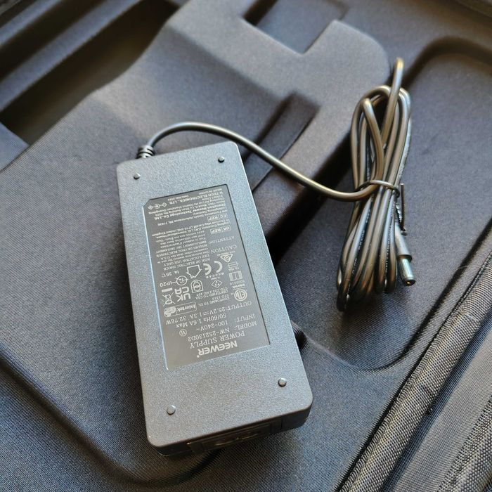 Фотоспалах NEEWER Q4 | Синхронізатор NEEWER QPRO-C | CQP1 Rain Cover