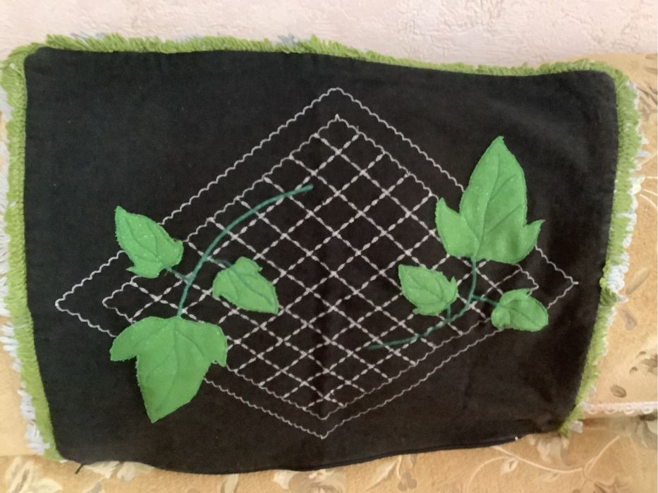 Наволочка для диванной подушки 42*54 см 300 грн