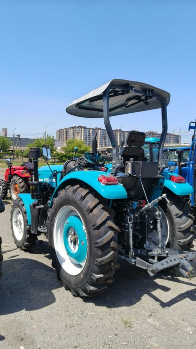 Трактор Булат 504 дашок BULAT TE504R з  дашком реверс примусова навіска рівна підлога бокова кпп