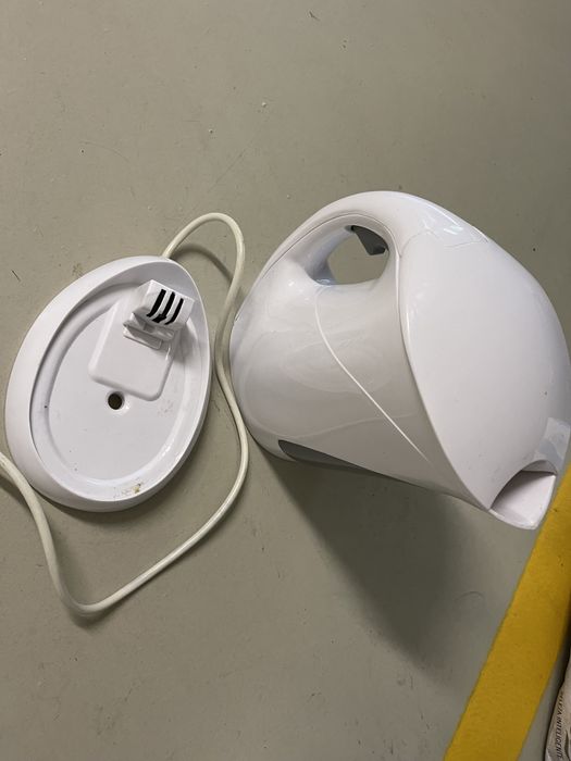 Chaleira branca Kunft