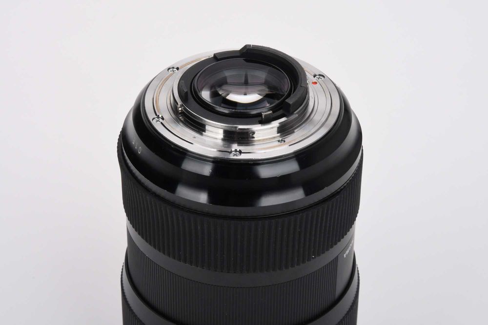 Об'єктив Sigma Art 24-35 mm f2 для Nikon