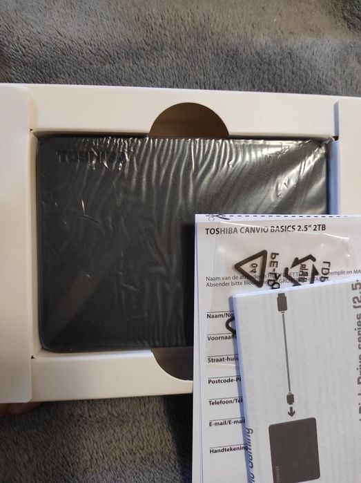 Жорсткий диск Toshiba Canvio Basics 2TB