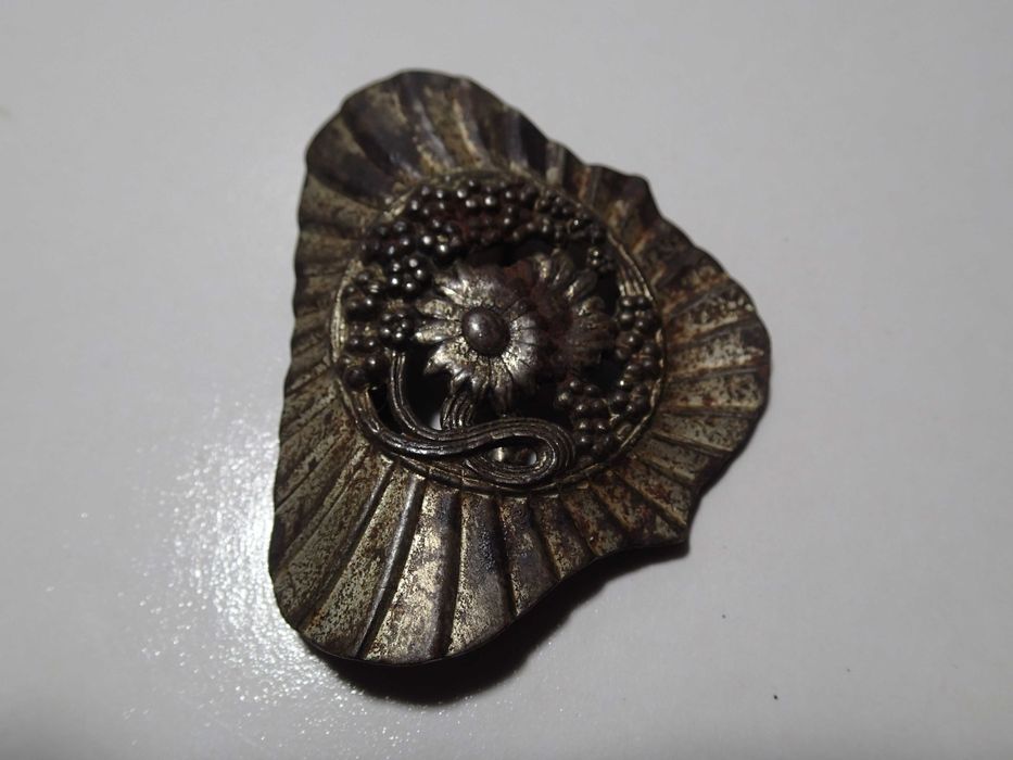 Fivelas antigas em metal