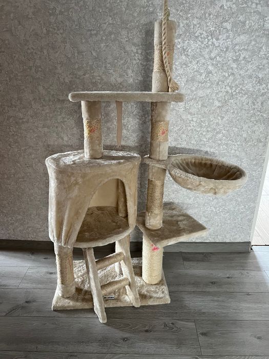 Drapak dla kota duży beżowy 125x85 cm używany 2 poziomy