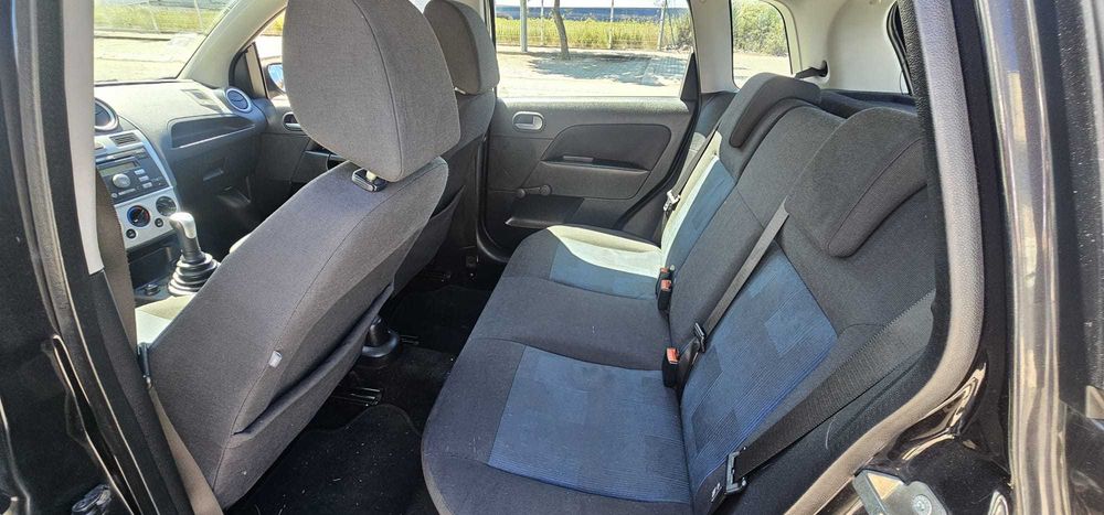 Ford Fiesta First Edition 1.25 Gasolina – 2005 - 125.000km