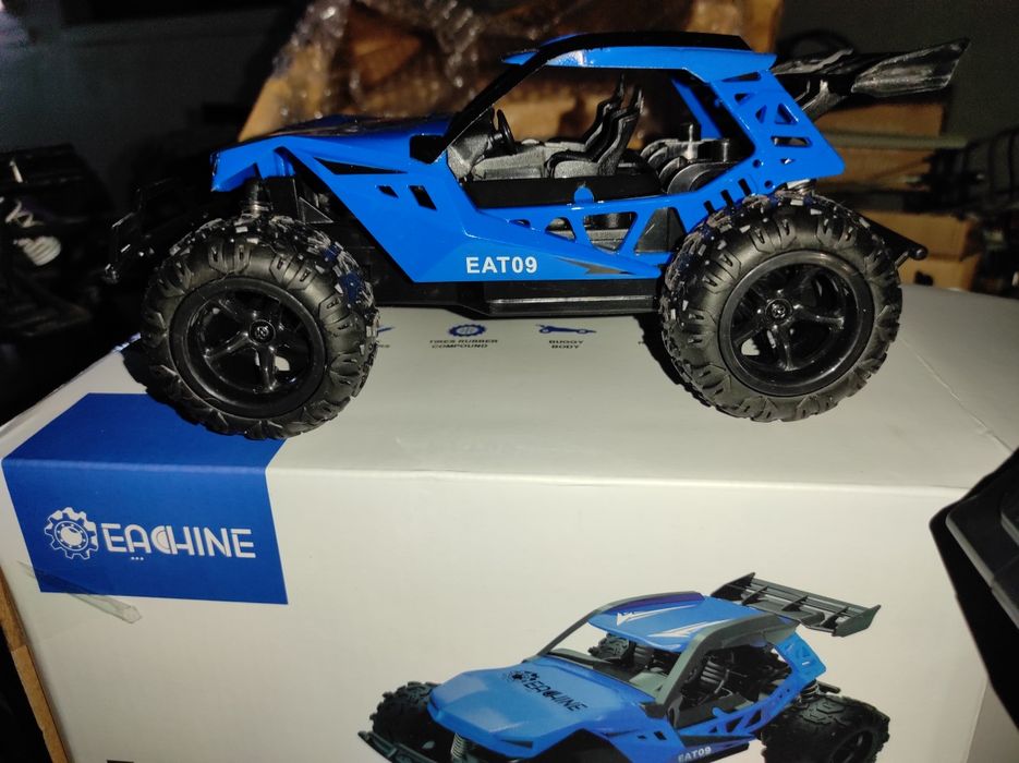 Rc carro Eachine - Novo