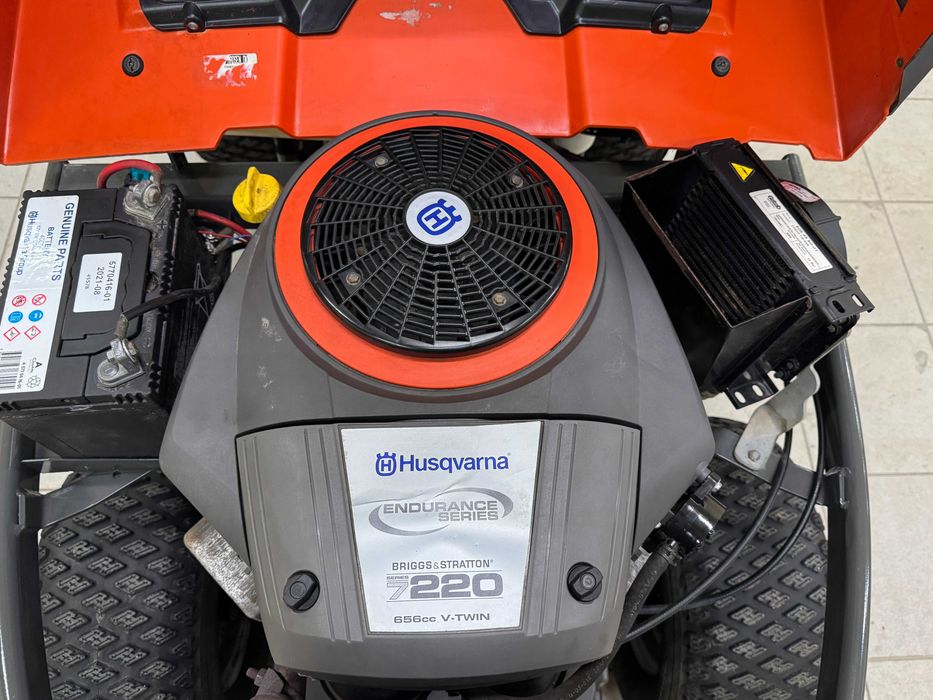 Traktorek Kosiarka Rider Husqvarna R 422Ts AWD 4X4