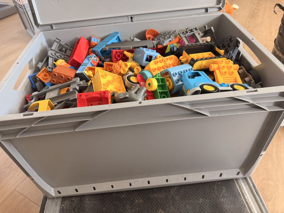 Skrzynia klocków LEGO DUPLO 64L