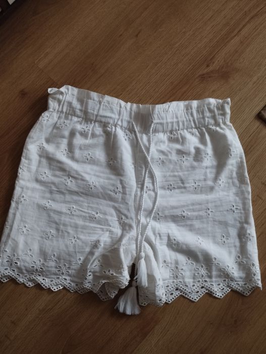 Spodenki białe damskie M