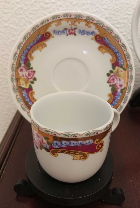 Novo - Conjunto Limoges Bule, Prato e Chávenas428624256476784644