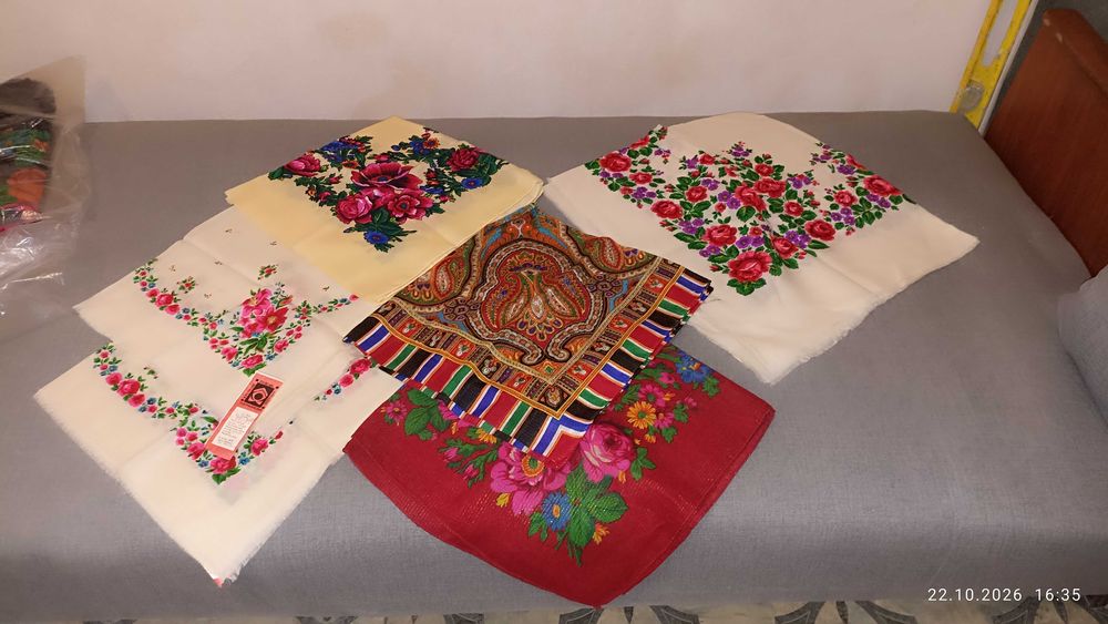 Шерстяні радянські хустки