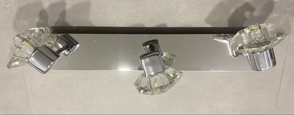 Lampa, kinkiet, reflektory łazienkowe  nad lustro,  3- punktowa