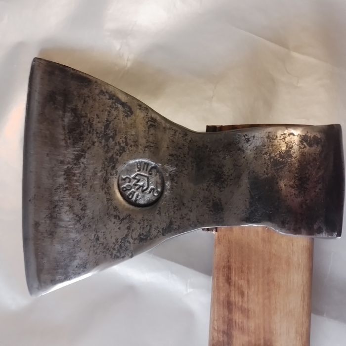 Сокира УПС радянська