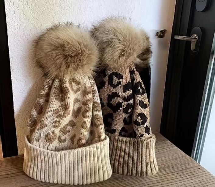 Жіночі зимові головні убори різні