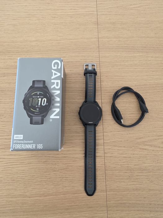Garmin Forerunner 165 – Ecrã AMOLED – Como Novo