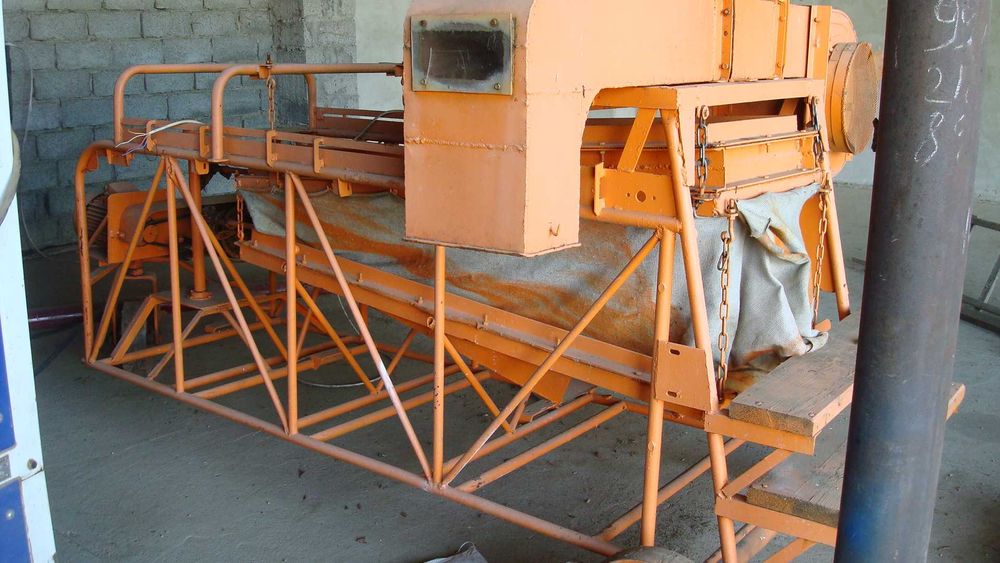 Продам зернова очисна машина.