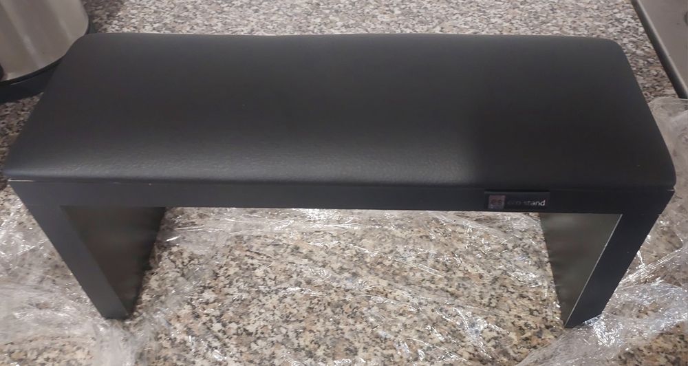 Підставка для рук для манікюру