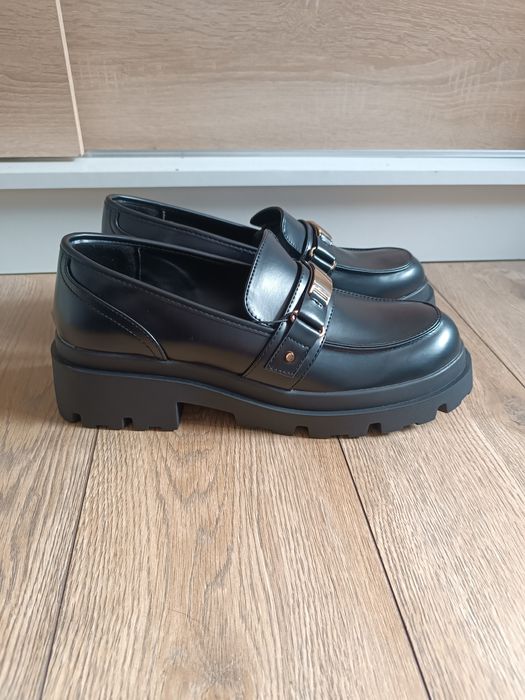 Czarne mokasyny rozmiar 45