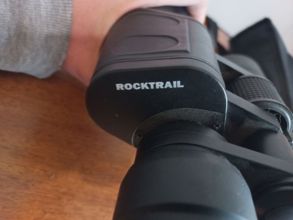 Біноколь ROCKTRAIL 10-30*60