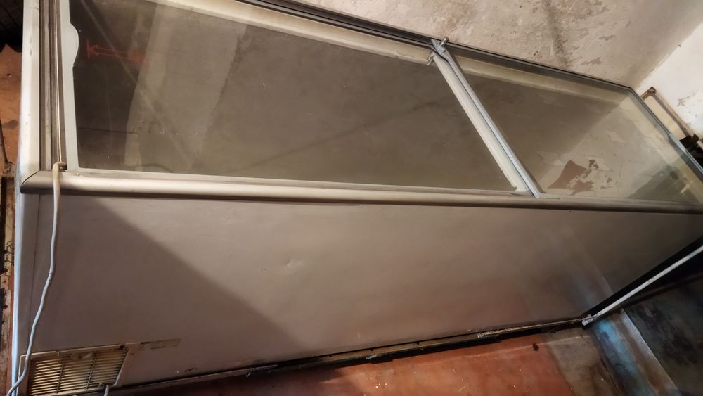 Ларь морозильний 600л