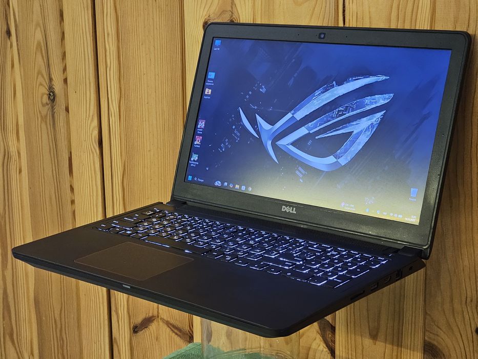 Dell Gaming 15.6"/i7 7700HQ/GTX 1050 4GB/ RAM 16GB/SSD 256GB