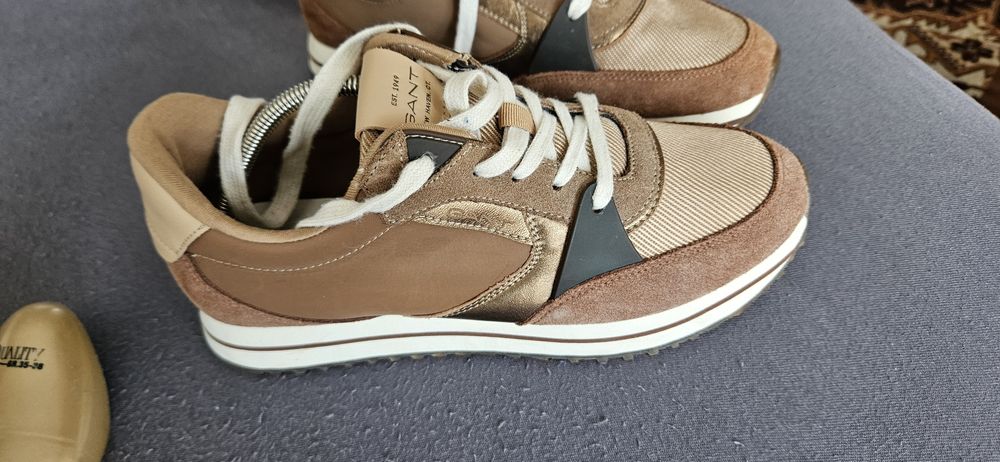 Damskie sneakersy Gant