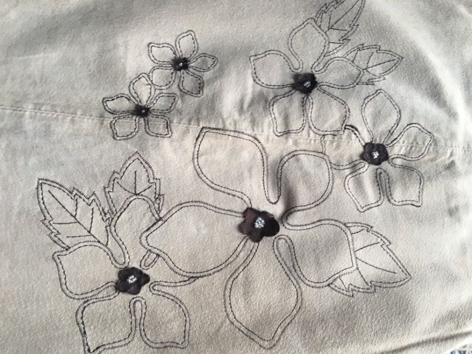 Spodnica marki Isabell Kristensen