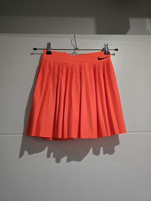Plisowana Spódniczka z SZORTAMI   NIKE neon  Pomarańczowy