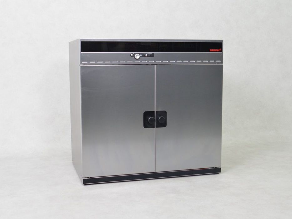 Inkubator cieplarka Memmert INE600