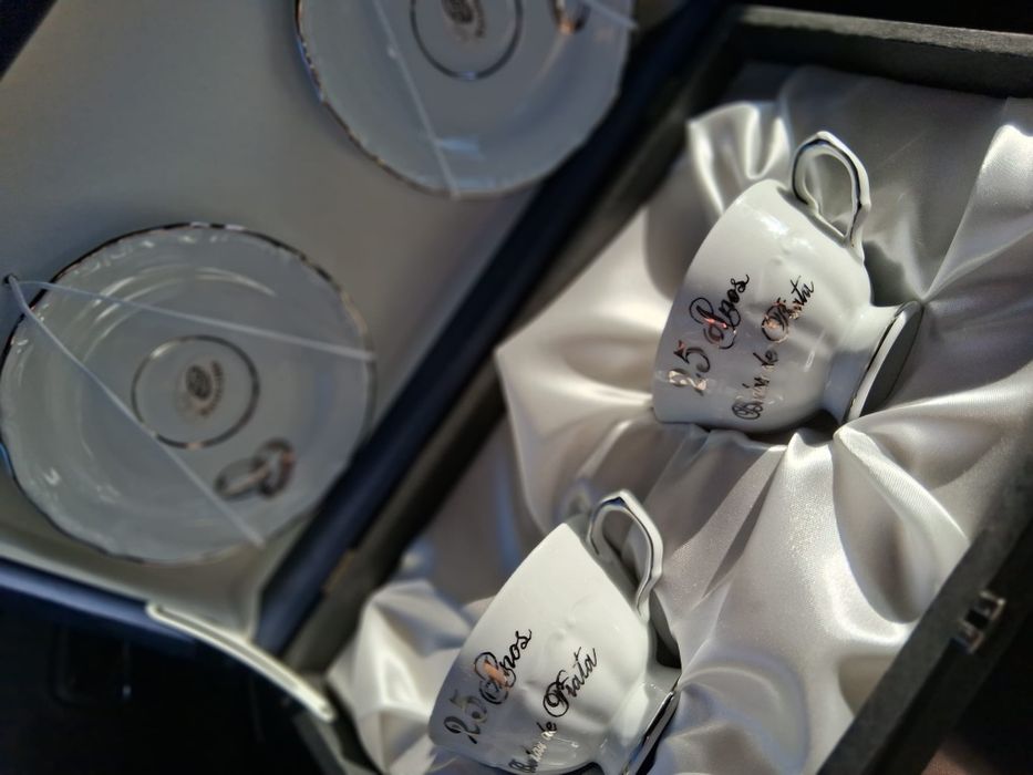 Chávenas bodas de prata